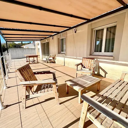 Villa L'oustau Degio - Provence, Piscine, Clim, Calme, 4 Chambres, 6 Lits, 2 Salles De Bains, 8 Personnes *