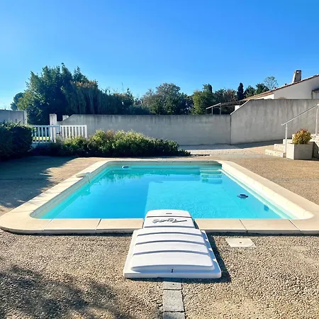 L'oustau Degio - Provence, Piscine, Clim, Calme, 4 Chambres, 6 Lits, 2 Salles De Bains, 8 Personnes *