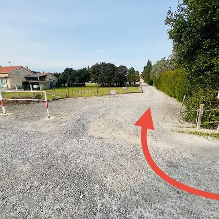 L'oustau Degio - Provence, Piscine, Clim, Calme, 4 Chambres, 6 Lits, 2 Salles De Bains, 8 Personnes Istres